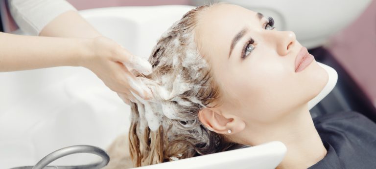 Panduan Lengkap Perawatan Rambut di Salon: Pilihan Treatment Terbaik