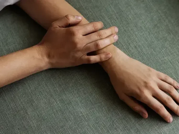 Cara Menghilangkan Kulit Belang Agar Cerah Merata