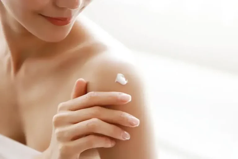 Apa itu Body Serum: Bukan Sekadar Pelembap Biasa