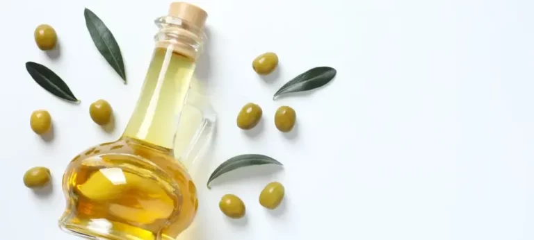 Rahasia Rambut Lembut dan Kuat: Cara Menggunakan Minyak Zaitun untuk Rambut Sehari-hari