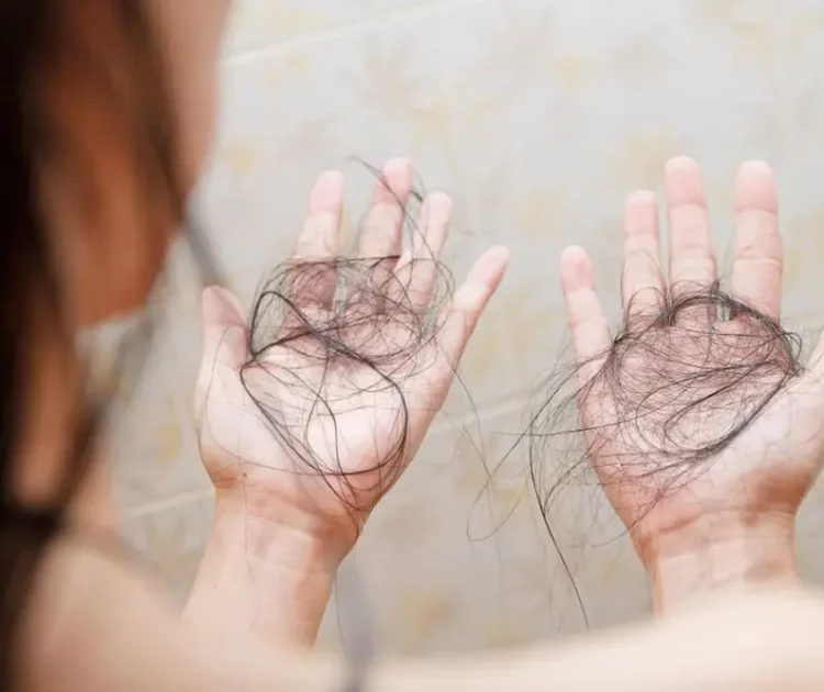 8 Bahan Alami untuk Rambut Rontok yang Ampuh dan Mudah Didapat