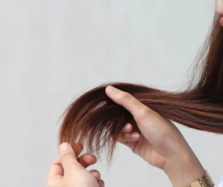 Cara Menghilangkan Rambut Bercabang, Simak Disini!