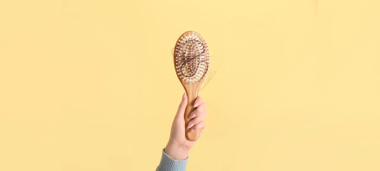 Pilih Sisir yang Tepat untuk Hijabers: Cegah Rambut Rontok dari Akar