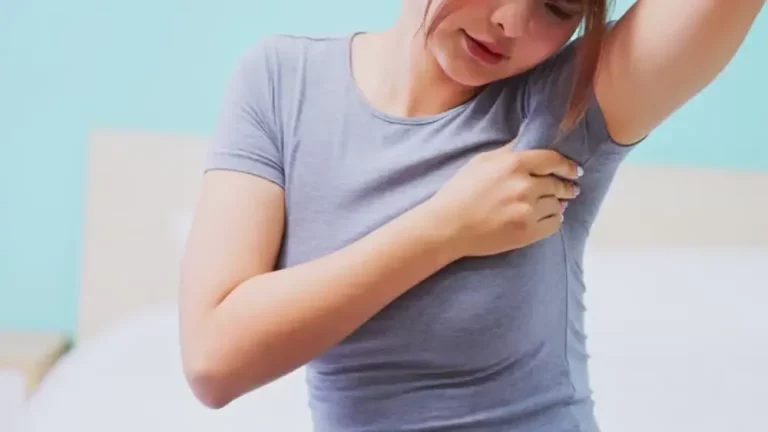 Tips Mencegah Iritasi Ketiak Setelah Mencukur Bulu