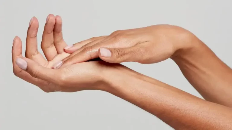 Rekomendasi Body Lotion untuk Kulit Kering